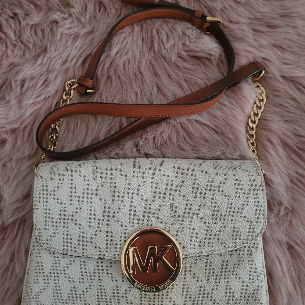 Michael Kors crossbody